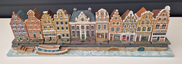 Beeld, 17e eeuwse Grachtenpanden / Huizen uit Amsterdam - 13 cm - Polystone - 1996