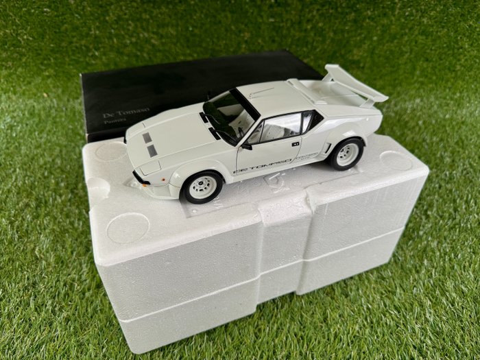 Kyosho 1:18 - 模型汽车 - De Tomaso Pantera GT5 - 白色的