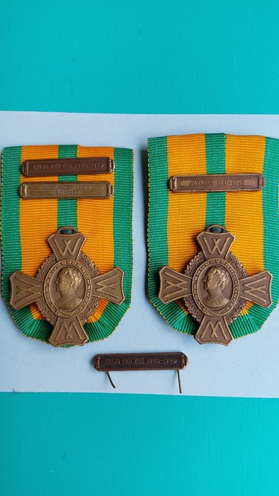 荷兰 - 奖章 - Commemorative War Cross (2x) with clasps Krijg ter Zee, Nederlandsch Indië, Javazee