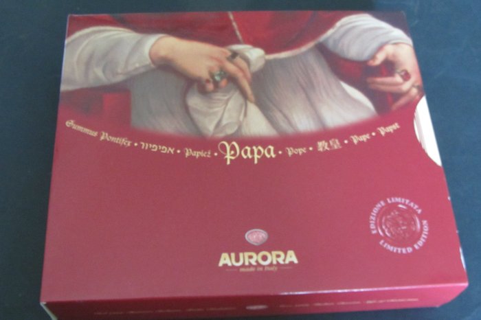 Aurora - papa - 鋼筆