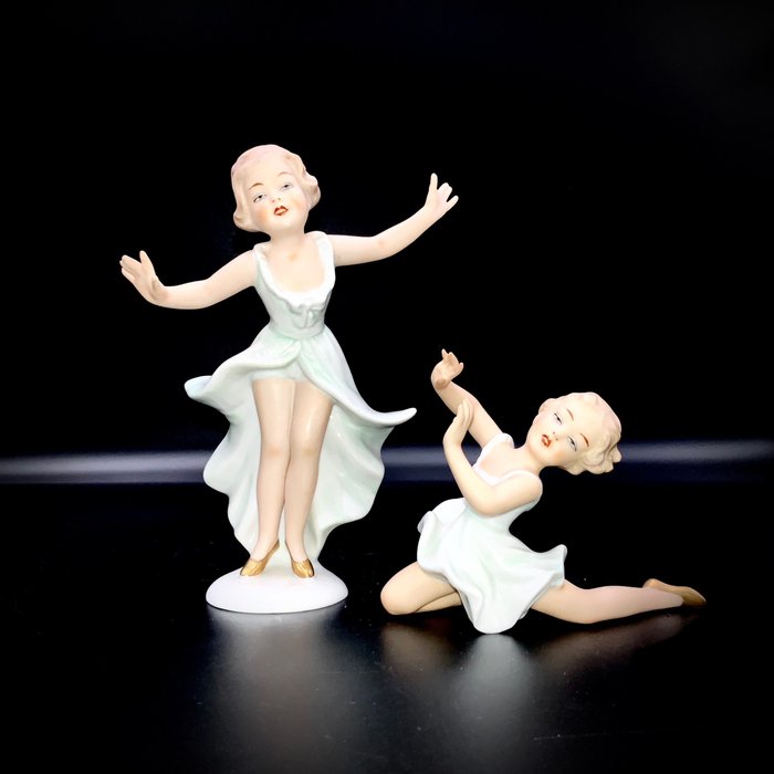 Kurt Steiner - Wallendorf, Thuringia - "Kinderballet" Series (2 pcs) - ca 1965 - Figurine - Porcelain