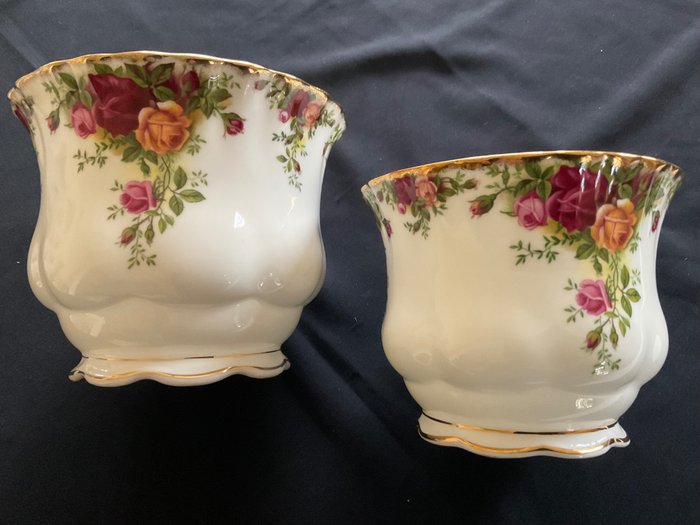 Royal Albert - Flower pot (2) - Old country roses - Porcelain