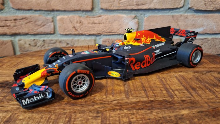 Minichamps 1:18 - 模型赛车 - Red Bull Racing RB13 - 马克斯·维斯塔潘 - 澳大利亚 2017