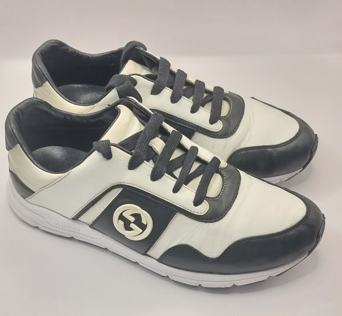 Gucci - Sneakers - Maat: Shoes / EU 38