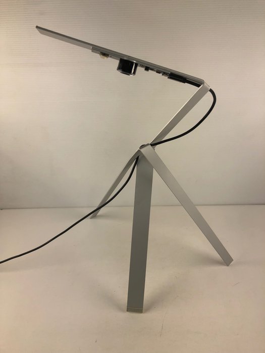 Ingo Maurer - Axel Schmid - Table lamp - Jetzt 2 - Aluminium