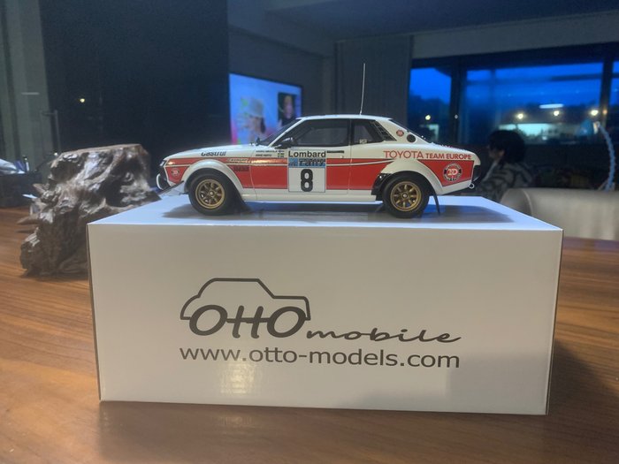 Otto Mobile 1:18 - 模型車 - TOYOYA CELICA RA21 WRC - 1973 年 Rac 拉力賽 - Mikkola/Hertz