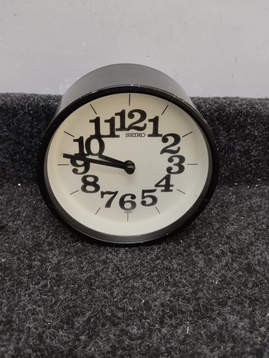 Επιτραπέζιο ρολόι - Seiko -   μέταλλο - 1970-1980