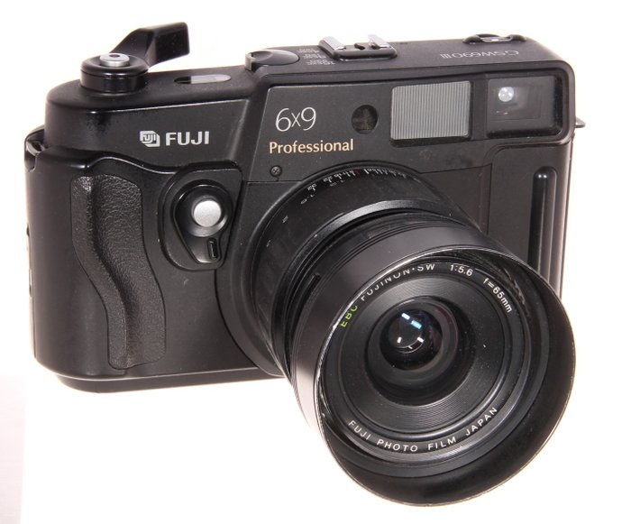 Fuji GSW690 III (TEXAS LEICA) | Φωτογραφική μηχανή με τηλέμετρο