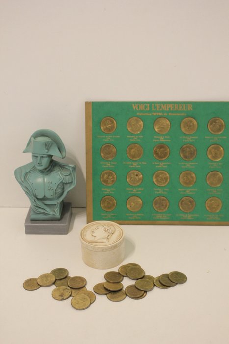 Objets Napoléon - Briefbeschwerer - Bronze, Metall