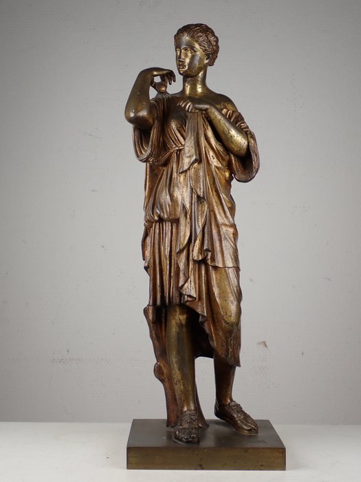 After Praxiteles - Γλυπτό, Diana of Gabii - NO RESERVE - 43.2 cm - Μπρούντζος