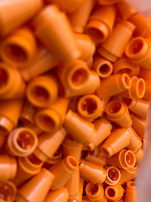 Lego - Lego 198 Cone 1x1, kleur bright light orange