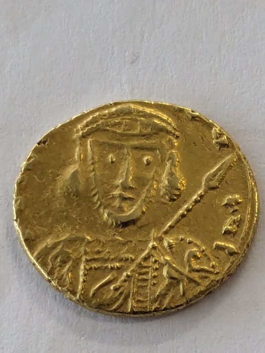Imperio bizantino. Tiberio III Apsimaros (698-705 e. c.). Solidus