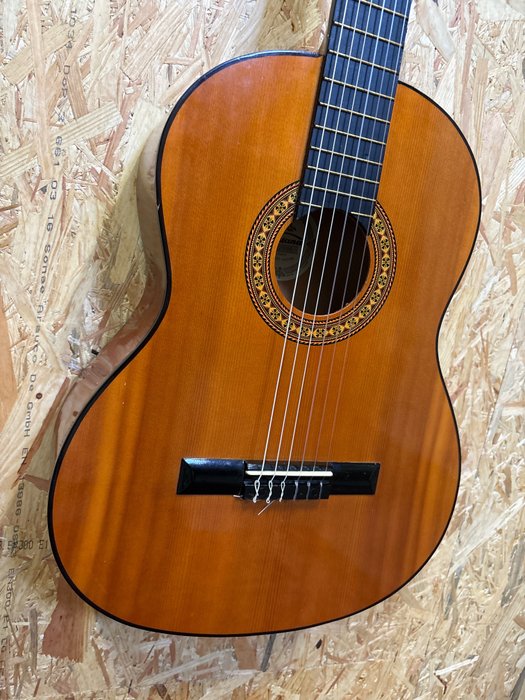 Santana - C-100 (Classical Guitar) -  - Klassieke gitaar  (Zonder Minimumprijs)