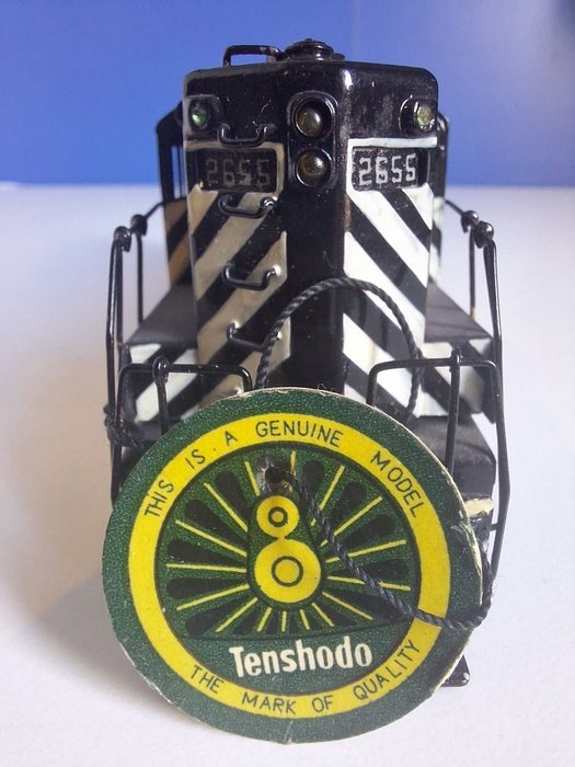 Tenshodo H0 - 123-125 - 電氣火車 (1) - GP 7，黃銅型號 - Santa Fe