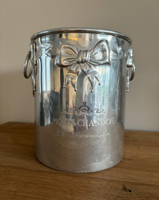 M. O. D. Argit France  Moët & Chandon - Refrigerador de champanhe -  250º aniversário - Alumínio, Banhado a prata