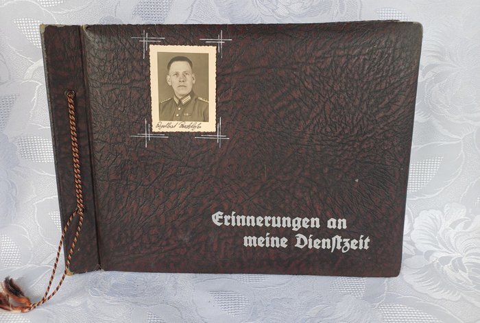 Fotoalbum Erinnerungen an meine Dienstzeit, 1937-1942, mit insgesamt 191 Fotos. - Militaria-Foto
