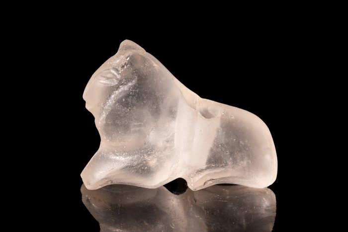 Lähi-itä Kivi makuuasennossa oleva eläin amuletti  (Ei pohjahintaa)