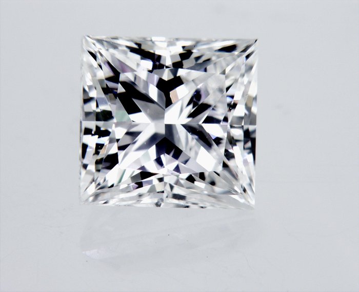 1 pcs Diamante  (Naturale)  - 0.91 ct - Quadrato - E - SI1 - Gemological Institute of America (GIA)