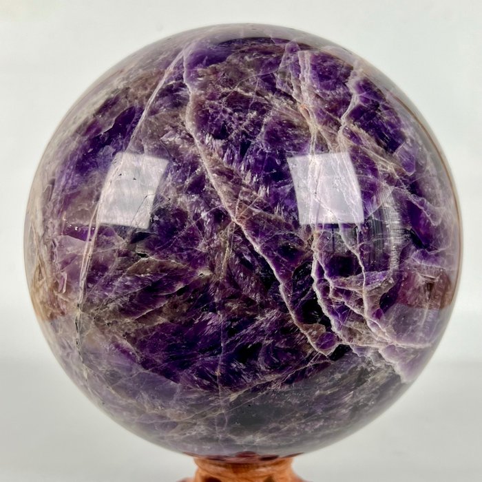 Amethyst Large Polished AAA Chevron Amethyst Sphere - Height: 17.8 cm - Width: 17.8 cm- 7600 g