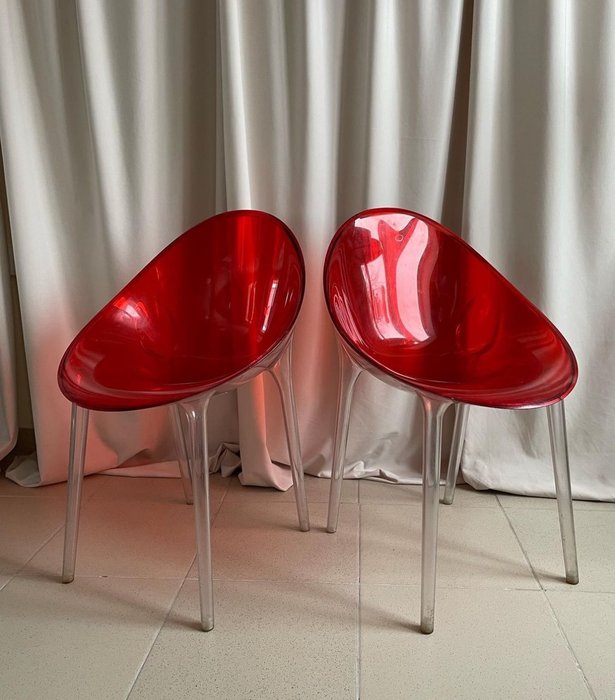 Kartell - Philippe Starck - Καρέκλα (2) - κ. Αδύνατον - Πλαστικό