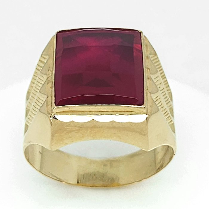 Ring - 18 kt. Yellow gold