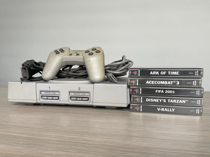 Sony - Playstation 1 (PS1) scph-9002 with 5 games - 電子遊戲機
