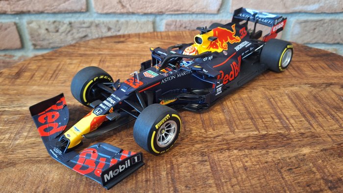 Minichamps 1:18 - Modellino di auto da corsa - Red Bull Racing RB16 - Max Verstappen - Stiria 2020 - Edizione limitata