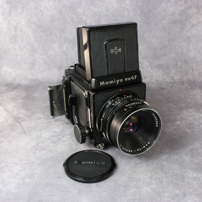 Mamiya RB67 + Mamiya-Sekor C  1:3.8 F=127mm 120N-Mittelformatkamera