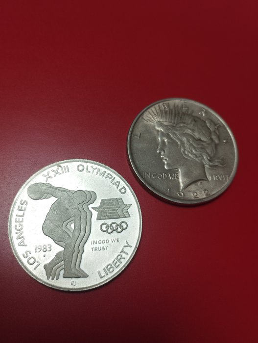 美国. A Pair (2x) of USA Silver Dollars, 1922 Peace and 1983 1oz .999 Olympic Eagle  (没有保留价)