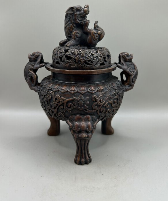 帶有精美動物裝飾的香爐 - 青銅色 - 中國 - 20世紀末