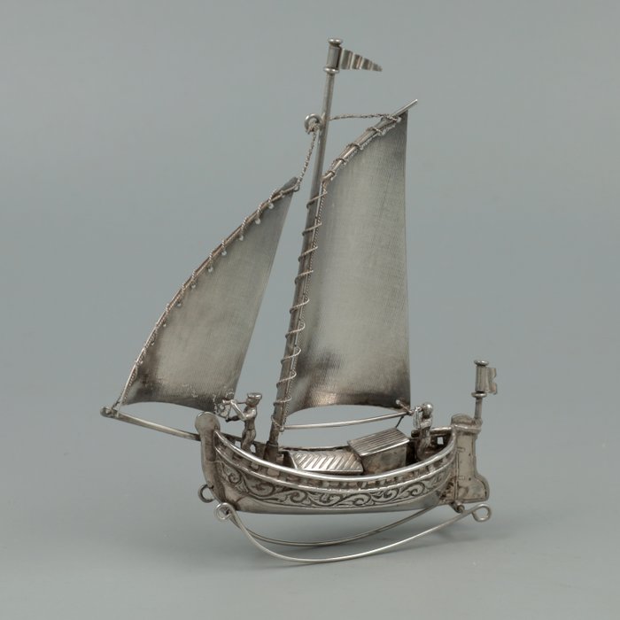 J. Niekerk - Zeilboot *NO RESERVE* - Groot model - 微型雕像 - 銀