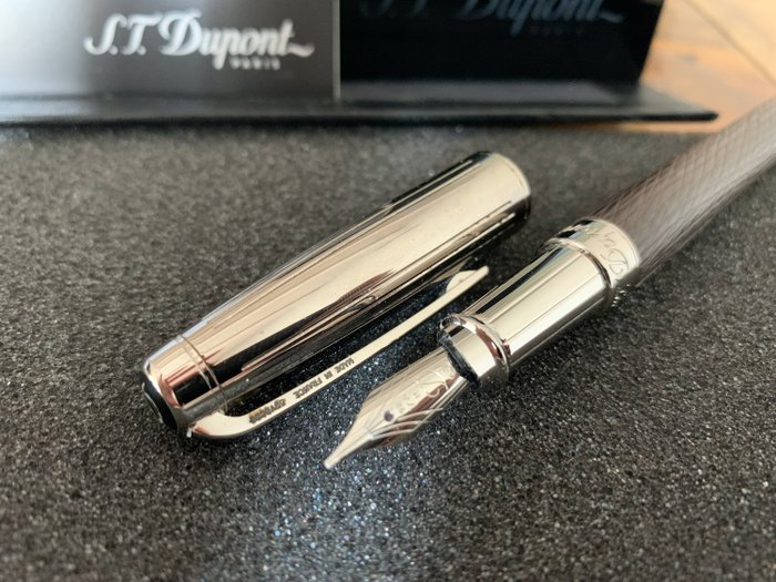 S.T. Dupont - 钢笔