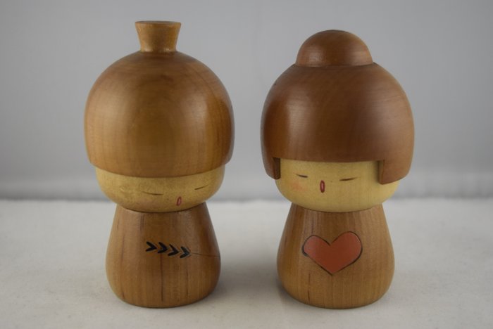 Takeda, Masashi 製作的可愛小芥子 2 件套 - 木 - Masashi Takeda - 日本 - 昭和年代(1926-1989)