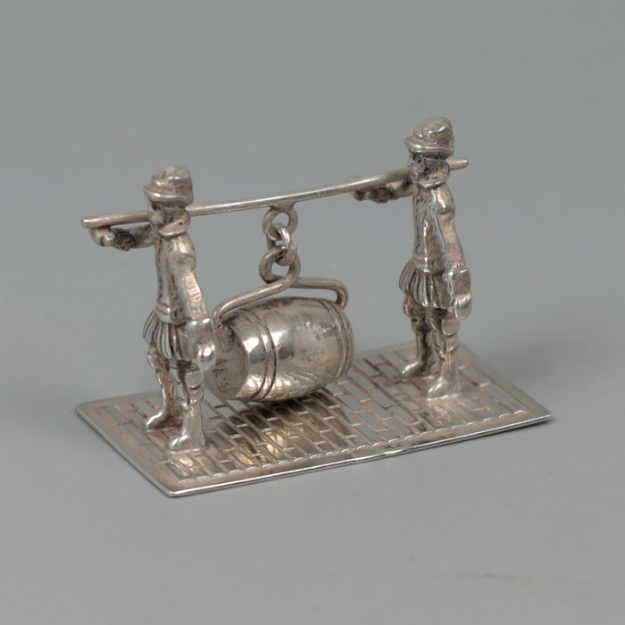 J. Niekerk - Bierdragers *NO RESERVE* - Miniatuur figuur - Zilver
