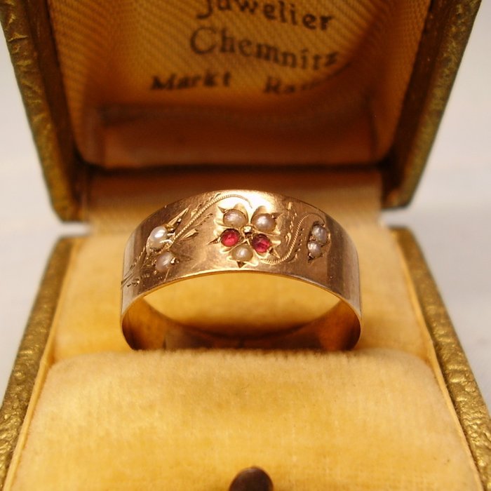 没有保留价 - böhmische Goldschmiede-Arbeit um 1900 - 戒指 - 8K包金 玫瑰金 石榴石 - 珍珠 