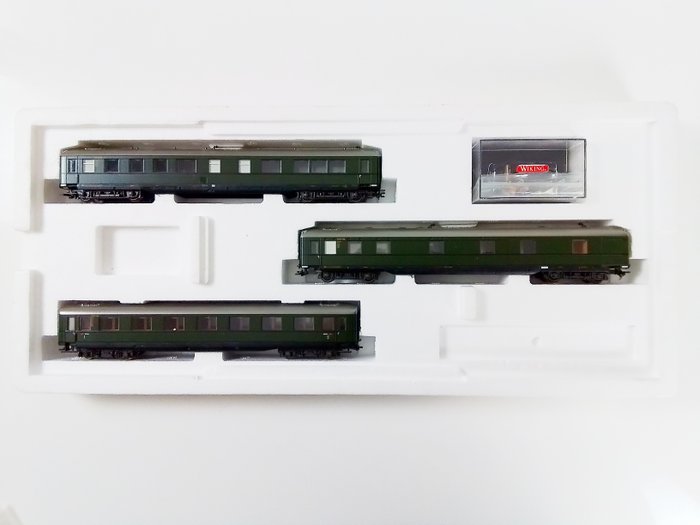 Märklin H0 - 43229 - Set di carrozze passeggeri di modellini di treni (1) - Set di treni, set di carrozze da salone 50 anni della RFG (Repubblica Federale di Germania) - DB