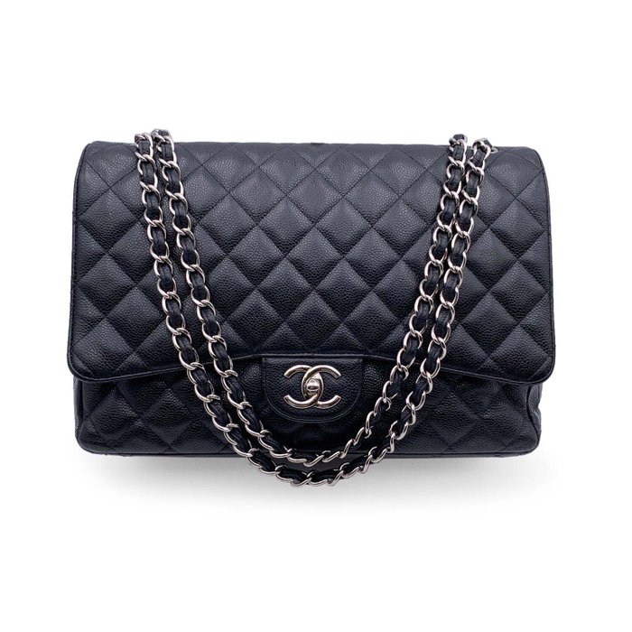 Chanel - Black Quilted Caviar Maxi Timeless Classic 2.55 Double Flap Bag Schultertasche