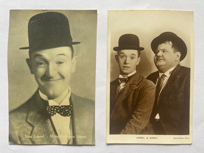 Nagy-Britannia - Mozi, Stan Laurel és Olivier Hardy – némafilmsztárok - Képeslap (2) - 1939-1938