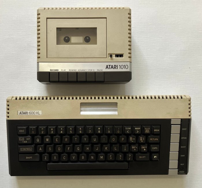 Atari 600XL - 電腦 - 無原裝盒