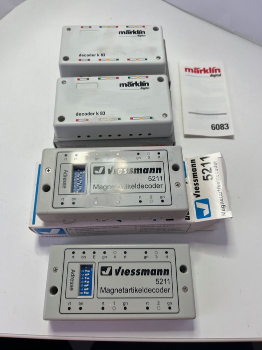 Märklin, Viessmann H0 - 6083/5211 - Electrónica (4) - 4 decodificadores de interruptor