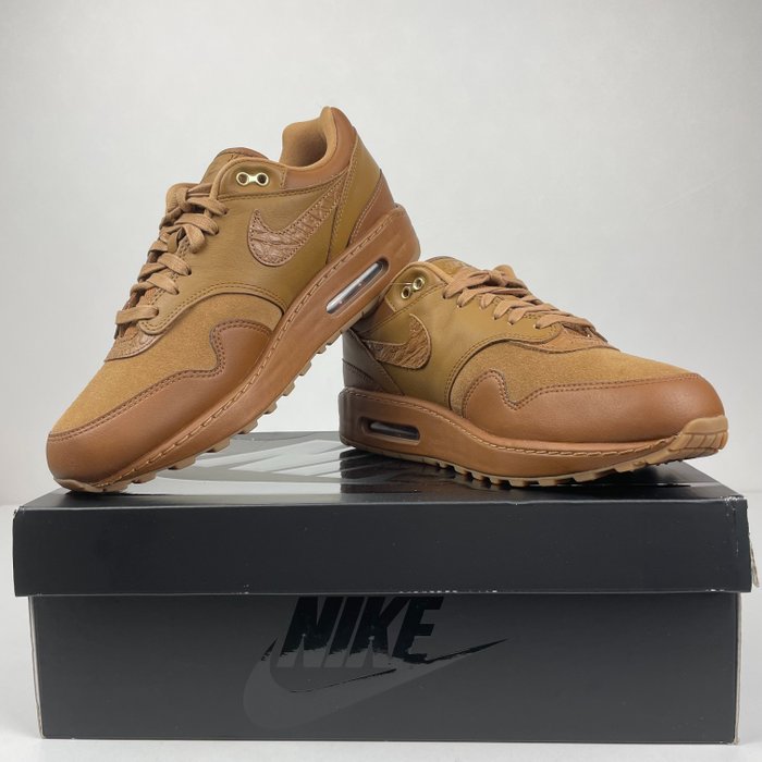 Nike - Sneakers - Taille : Shoes / EU 42