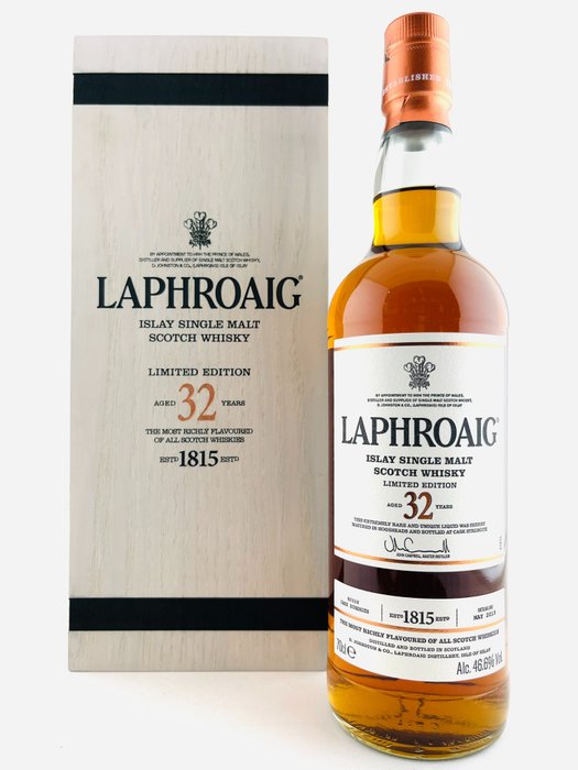 Laphroaig 32 years old - Limited Edition - Original bottling  - b. 2015  - 70厘升