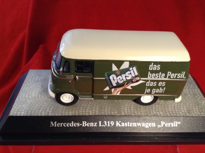 Premium Classixxs 1:43 - Pienoismalliauto - ref. #11012 Mercedes Benz L319 Truck Kastenwagen "Persil" 1959 - green/white - rajoitettu painos - valmistettu vain 500 kappaletta