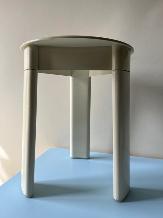 Gedy - Olaf Von Bohr - 小凳子 - 塑料