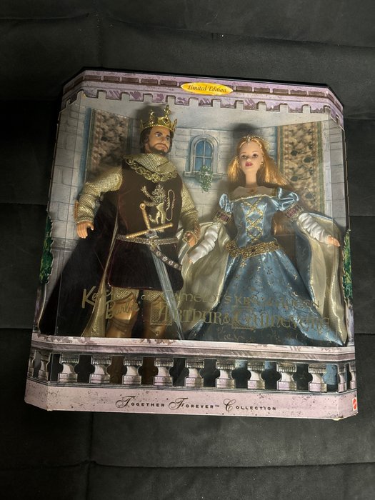 Mattel  - Păpușă Barbie Ken and Barbie as Camelot’s King Arthur & Queen Guinevere - 1990-2000