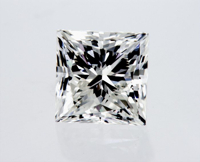 1 pcs 鑽石 - 1.02 ct - 公主方形 - K(輕微黃色、從正面看是亮白的) - SI2