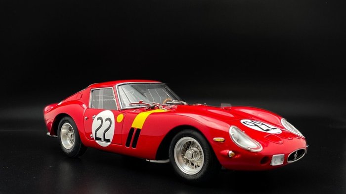 CMC 1:18 - Machetă mașină -Ferrari 250 GTO - 24h France 1962 – Beurlys/Elde/Mason, #22 - Model foarte detaliat!
