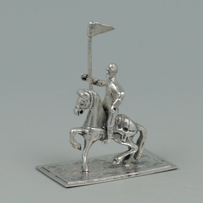 J. Niekerk - Vaandeldrager te paard *NO RESERVE* - Miniatuur figuur - Zilver