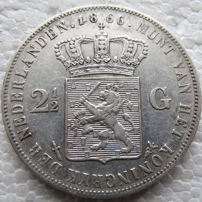 Pays-Bas. Willem III (1849-1890). 2 1/2 Gulden 1866  (Sans Prix de Réserve)