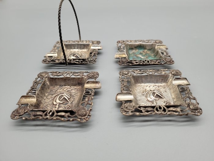Askfat  (4) - 4 Antiker Aschenbecher aus 835er Silber mit Verzierungen - .835 silver